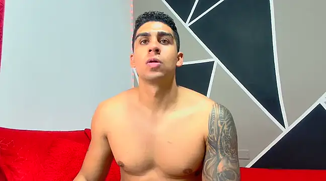 astrom greyy online show from February 9, 2025, 1:22 am