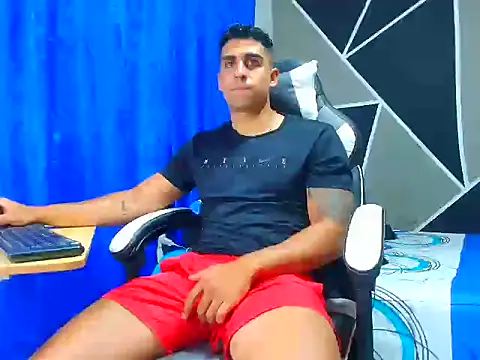 astrom greyy online show from September 26, 2025, 7:51 pm