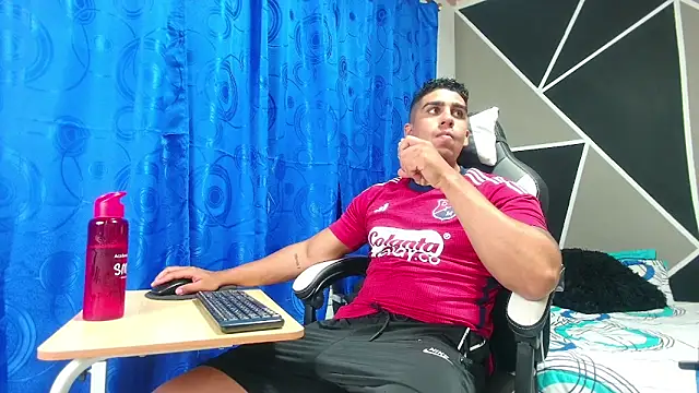 astrom greyy online show from October 29, 2025, 11:39 pm