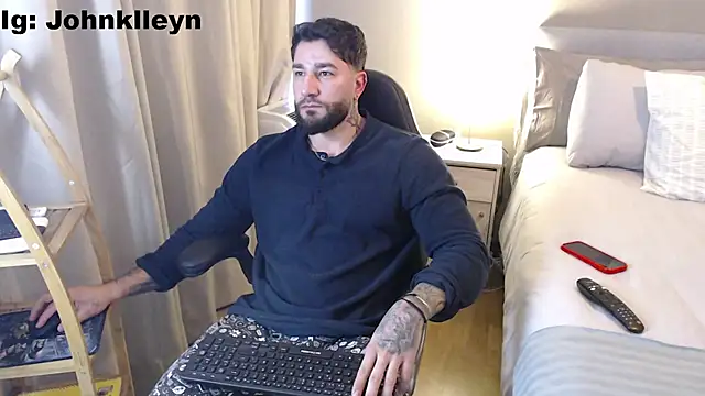 Snapshot of jonhklleyn chatting on July 2, 2026, 8:48 pm jonhklleyn online show from July 2, 2026, 8:48 pm