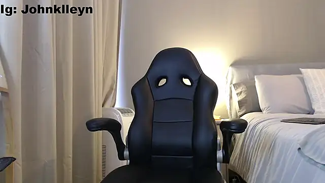 Snapshot of jonhklleyn chatting on July 3, 2026, 9:10 pm jonhklleyn online show from July 3, 2026, 9:10 pm