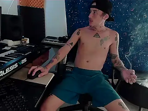 patrik tattoo  online show from March 12, 2025, 4:02 pm