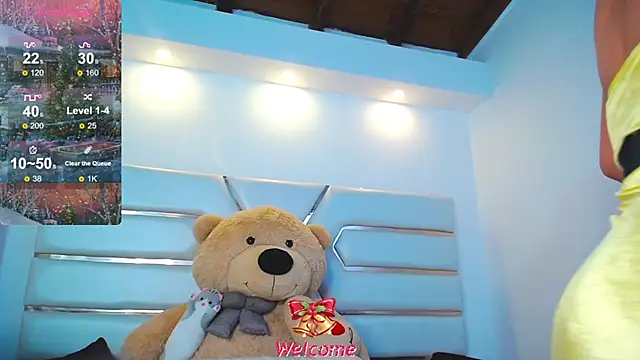 saraamiller  online show from December 2, 2024, 12:52 am