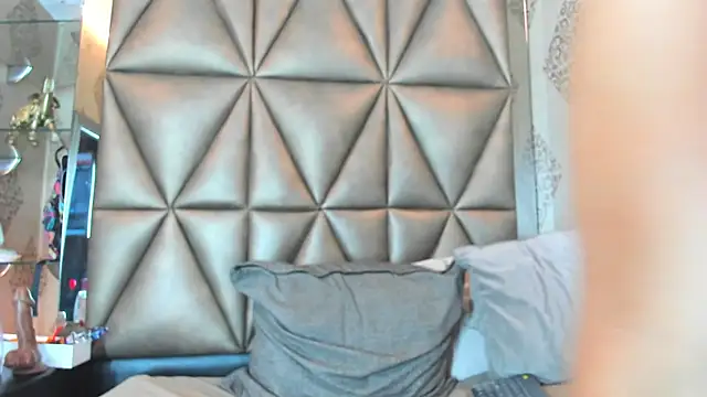 Snapshot of Corina_Taylor_ chatting on October 9, 2025, 11:52 am Corina Taylor online show from October 9, 2025, 11:52 am