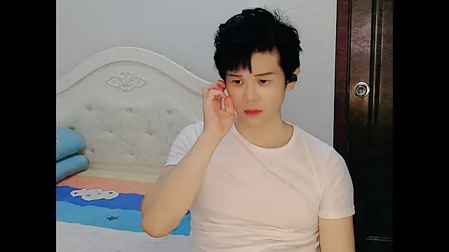 Snapshot of Melvinchina-88 chatting on July 15, 2026, 3:12 am Melvinchina-88 online show from July 15, 2026, 3:12 am