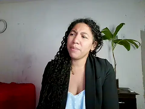 bellacrespalatina online show from July 28, 2026, 6:20 pm