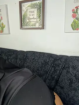 Snapshot of zulema_parvin chatting on April 9, 2026, 11:32 pm zulema parvin online show from April 9, 2026, 11:32 pm