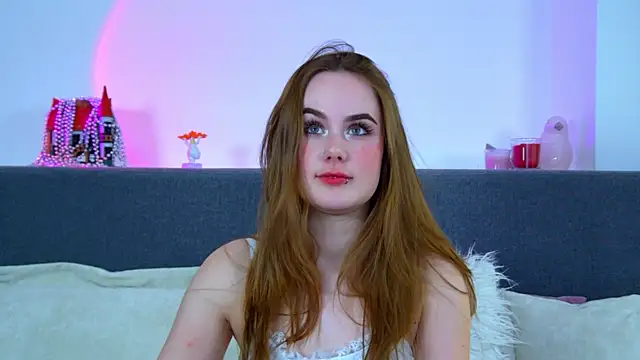 Snapshot of DanaDrake chatting on January 22, 2025, 6:31 pm DanaDrake online show from January 22, 2025, 6:31 pm