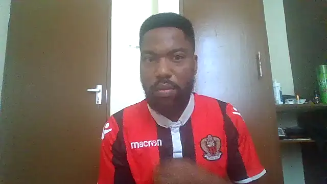 Hungry Honey28 online show from March 5, 2025, 12:55 pm