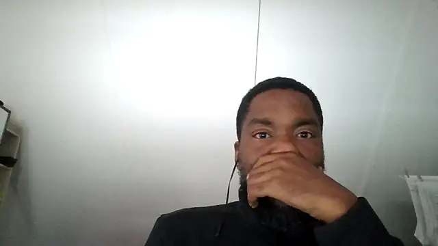 Hungry Honey28 online show from September 29, 2025, 1:49 pm