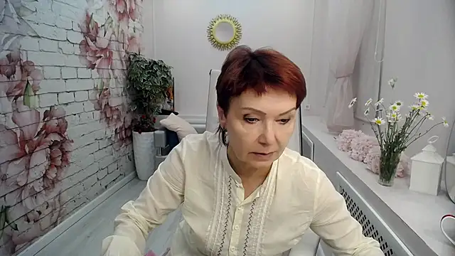 Cutie Asya online show from June 17, 2026, 4:04 am