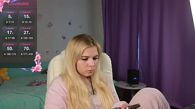 Kate Legend online show from February 10, 2026, 5:00 am