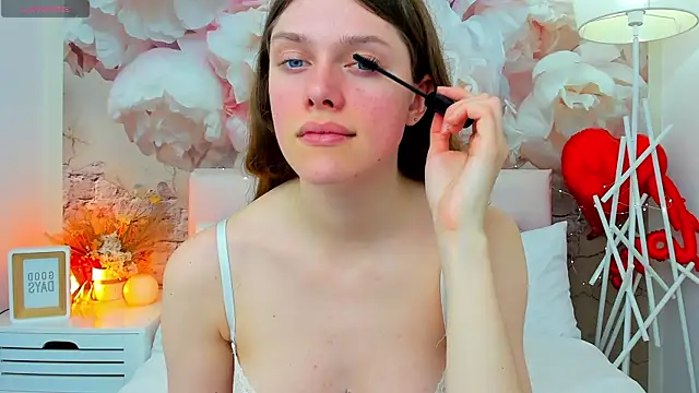 JaneBrowni online show from May 3, 2026, 12:22 pm
