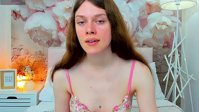 JaneBrowni online show from May 12, 2026, 12:24 pm