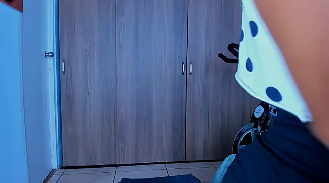 Snapshot of alexafit chatting on March 19, 2025, 8:32 pm alexafit online show from March 19, 2025, 8:32 pm