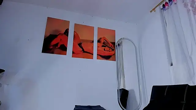 Snapshot of alexafit chatting on October 30, 2025, 8:42 pm alexafit online show from October 30, 2025, 8:42 pm