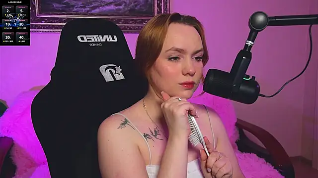 Kari Lunna online show from December 8, 2024, 3:32 am
