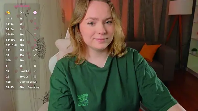 Snapshot of Kari_Lunna chatting on October 8, 2025, 3:37 am Kari Lunna online show from October 8, 2025, 3:37 am