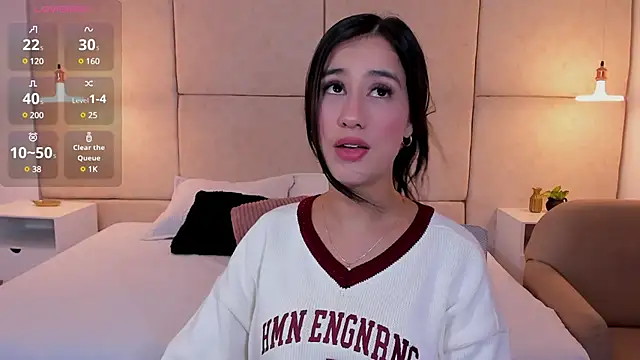 Snapshot of Amiirra_ chatting on January 22, 2025, 2:59 am Amiirra online show from January 22, 2025, 2:59 am