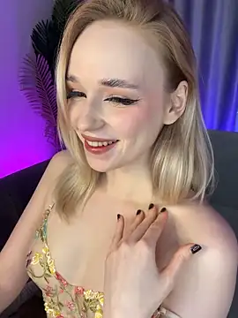 Snapshot of Eva_Millss chatting on February 7, 2025, 1:32 pm Eva Millss online show from February 7, 2025, 1:32 pm