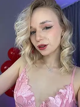 Snapshot of Eva_Millss chatting on February 14, 2025, 5:14 pm Eva Millss online show from February 14, 2025, 5:14 pm