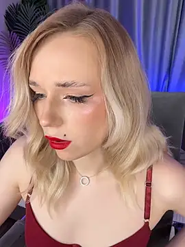 Snapshot of Eva_Millss chatting on February 15, 2025, 3:17 pm Eva Millss online show from February 15, 2025, 3:17 pm