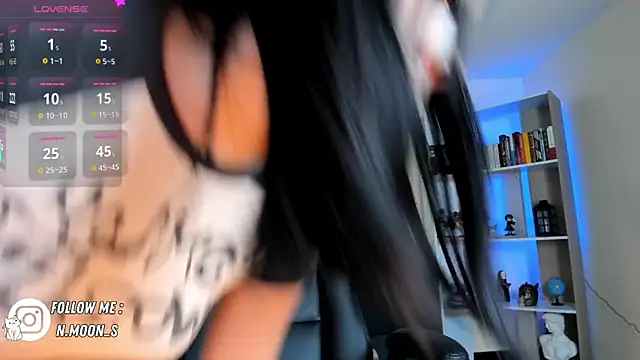 Alanna-Zue online show from December 2, 2024, 12:09 am