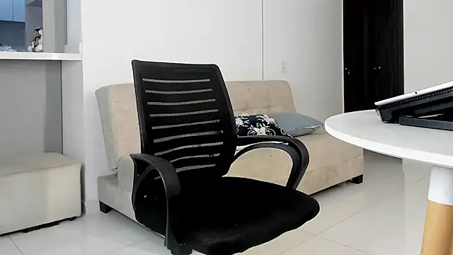 Snapshot of JuanDiegoKing chatting on October 23, 2025, 11:14 pm JuanDiegoKing online show from October 23, 2025, 11:14 pm