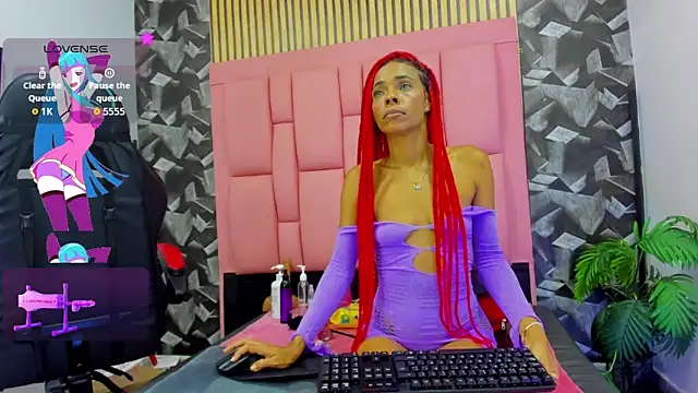 Brithanyslim online show from April 28, 2026, 7:08 pm