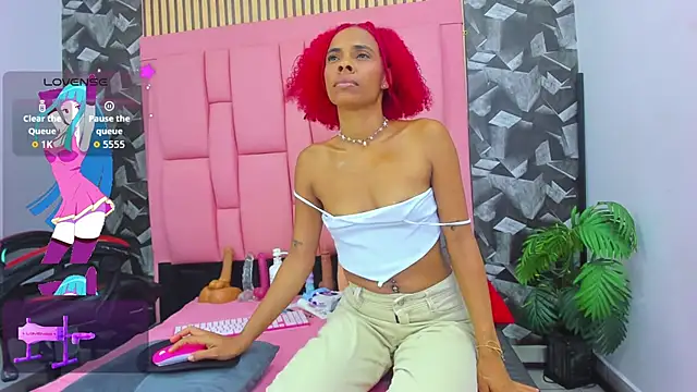 Brithanyslim online show from June 24, 2026, 7:35 pm