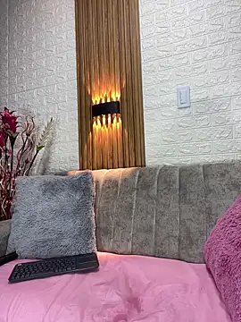 Snapshot of Annyy_Ricee28 chatting on December 11, 2024, 1:28 pm Annyy Ricee28 online show from December 11, 2024, 1:28 pm