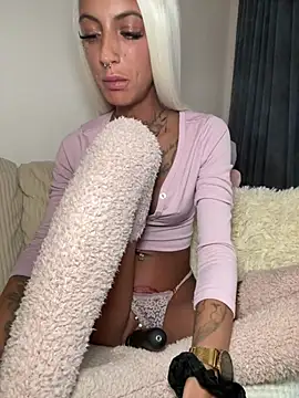 mrs skinny goddess online show from May 17, 2026, 4:58 pm