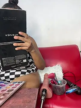 chiquimaturesexy online show from July 17, 2026, 10:03 pm