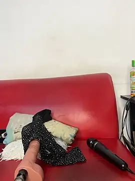 chiquimaturesexy online show from July 25, 2026, 9:12 pm