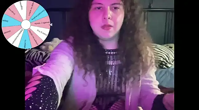 Snapshot of Luna_Artemis chatting on December 15, 2024, 9:42 pm Luna Artemis online show from December 15, 2024, 9:42 pm