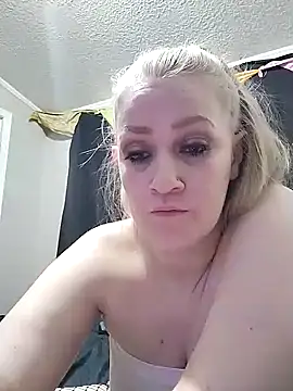 firecouple687 online show from December 9, 2024, 7:39 am