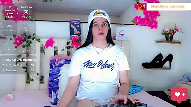 Madisson Ivanova online show from January 11, 2025, 7:28 am