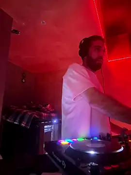 djtimka online show from November 25, 2025, 7:03 pm