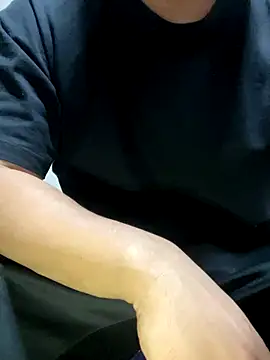 sakuto07 online show from November 2, 2025, 1:57 pm