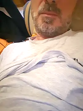 Snapshot of 1talianBeutifulCock chatting on October 28, 2025, 11:14 am 1talianBeutifulCock online show from October 28, 2025, 11:14 am