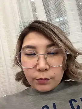 softegirl online show from December 21, 2024, 7:16 pm
