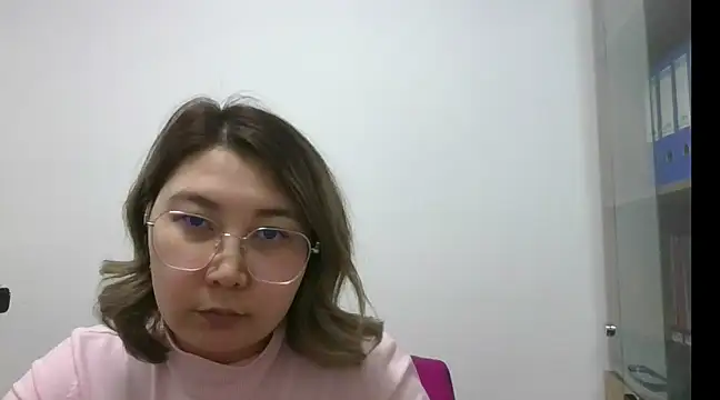 softegirl online show from February 14, 2025, 1:51 pm