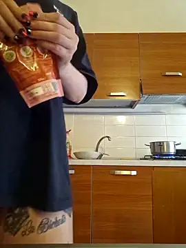 perla97 online show from March 6, 2026, 12:34 pm