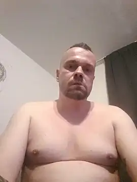 Snapshot of mikaaaaase chatting on February 21, 2026, 12:33 am mikaaaaase online show from February 21, 2026, 12:33 am