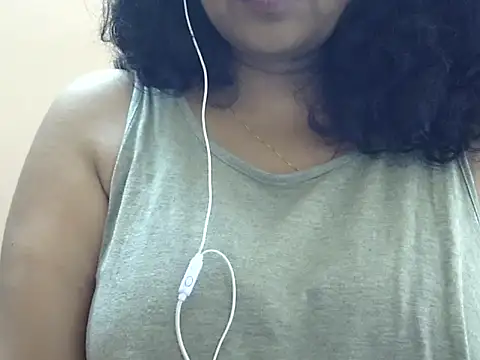 Snapshot of Riya_riyaa chatting on February 1, 2025, 10:05 am Riya riyaa online show from February 1, 2025, 10:05 am