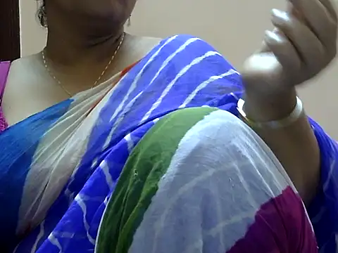 Snapshot of Riya_riyaa chatting on September 15, 2025, 3:34 pm Riya riyaa online show from September 15, 2025, 3:34 pm