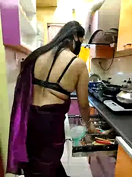 Sexy Baby-Doll online show from February 16, 2026, 10:22 am