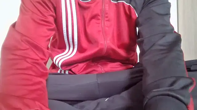 Snapshot of boy_for_playing chatting on November 3, 2025, 1:01 pm boy for playing online show from November 3, 2025, 1:01 pm