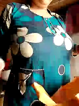 BERRY 00 online show from January 13, 2025, 6:06 am