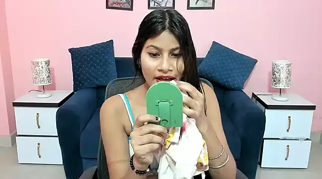 Snapshot of dumbledora chatting on February 3, 2025, 3:20 am dumbledora online show from February 3, 2025, 3:20 am